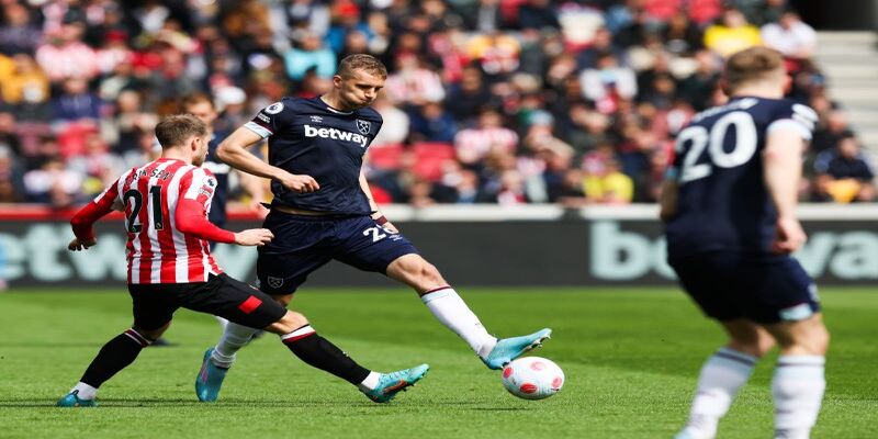 Trận cân sức giữa Brentford vs West Ham United